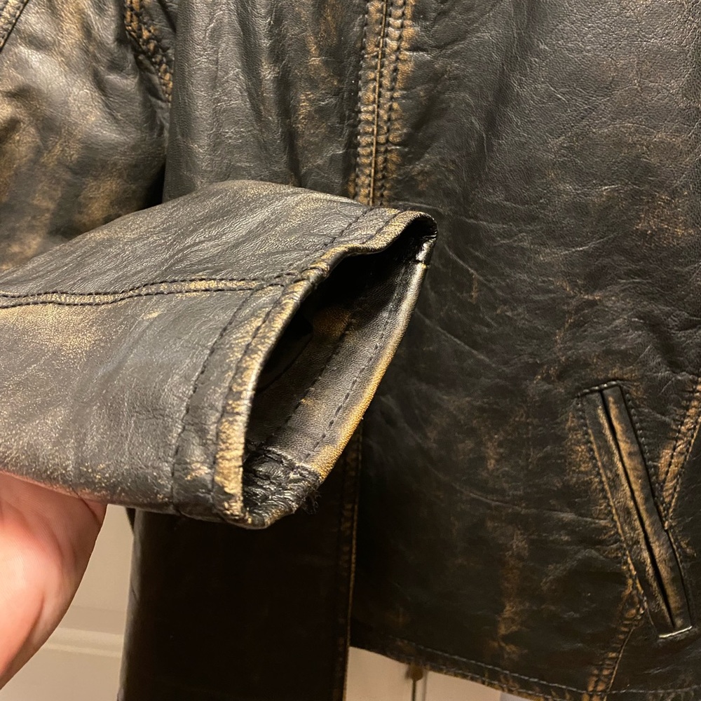 Wilson Leather Jacket. Size Large - image 2